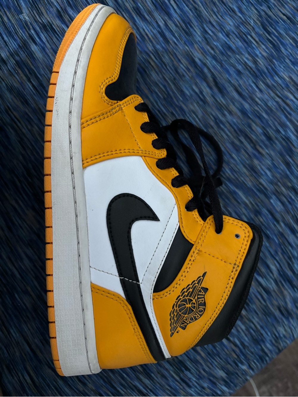 Nike Men's Yellow Black White High-Top Basketball Sneakers USED